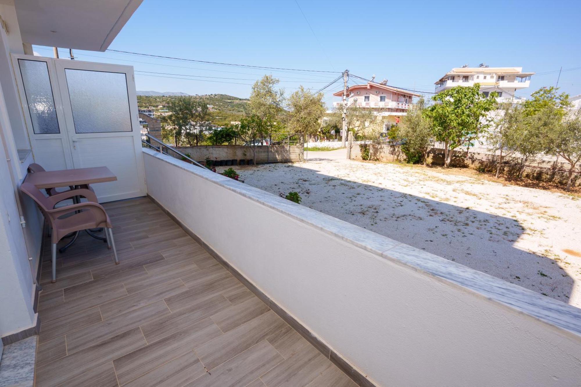 Near The Sea Apartments Nano クサミル エクステリア 写真