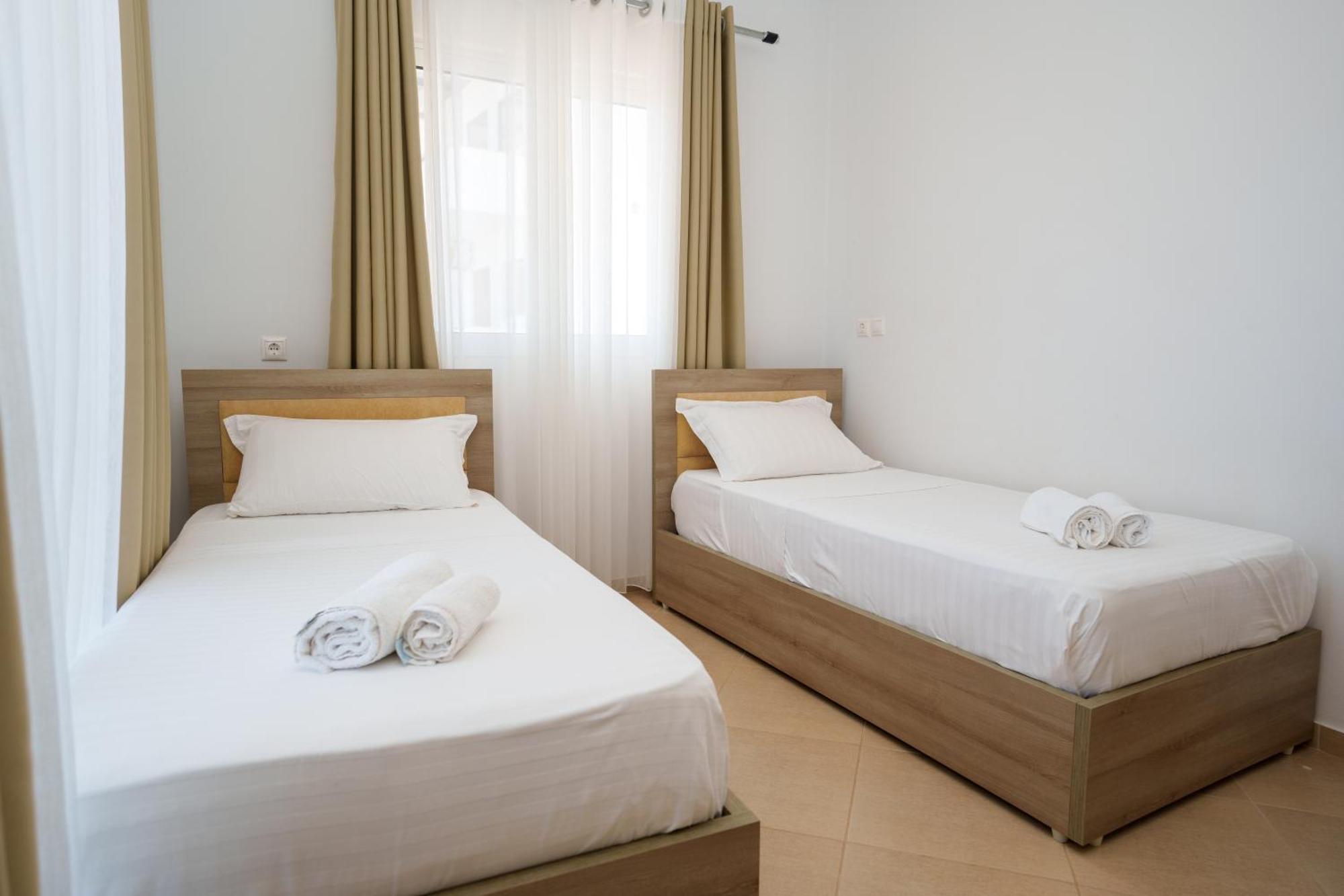 Near The Sea Apartments Nano クサミル エクステリア 写真
